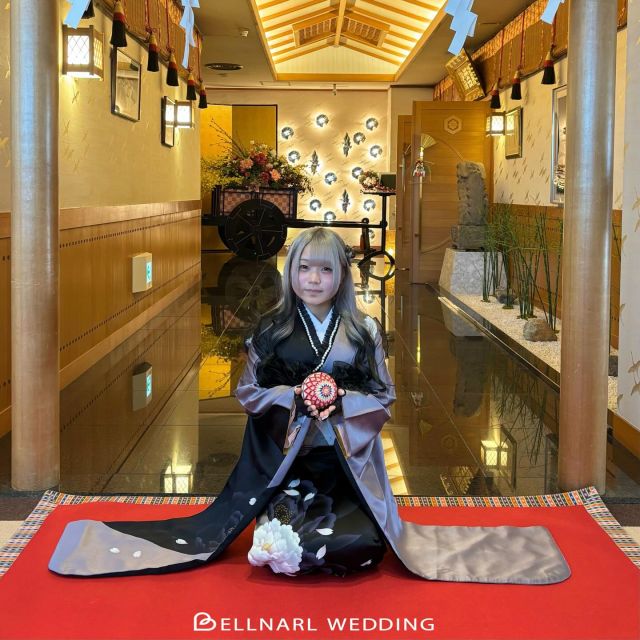 .
成人おめでとうございます㊗️🌿
和歌山市では本日成人式でした🪽
⁡
振袖のお色味と髪色のバランスがとても良く、
全体的に統一感があり凄く素敵でした🪞‎🤍
ベルナール和歌山
和歌山県和歌山市吹屋町5丁目44-1
☎︎073-424-4567
営業時間/9:30〜18:00
定休日/火曜日・水曜日
詳細・ご予約は下記ホームページより
ご確認下さいませ！
https://www.bellnarl-wakayama.com
#成人式#ベルナール和歌山#ブライダル#ウェディングウェディングドレス#ドレス試着結婚式結婚式場和歌山和歌山市カップル式場見学2026ウェディングフォトブライダルフォト成人式成人式振袖前撮りフォトウェディングロケーションフォト和装フォトウェディング